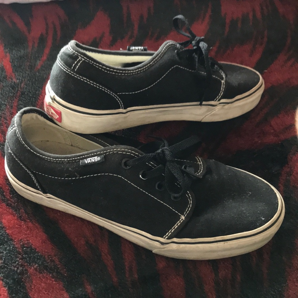 low top nikes that look like vans